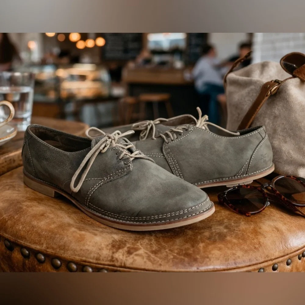 Frye Leather Lace-Up Oxford Shoes Gray Distressed Women’s Size 8